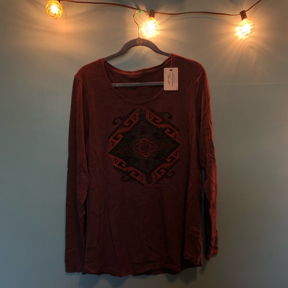 A real Peruvian Bordeaux Tribal Tee